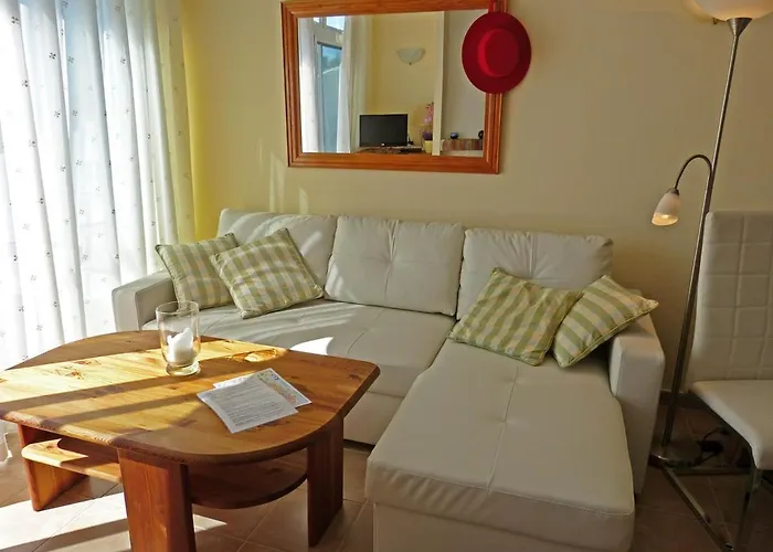 Apartament La Perla, With Seaview, Capistrano